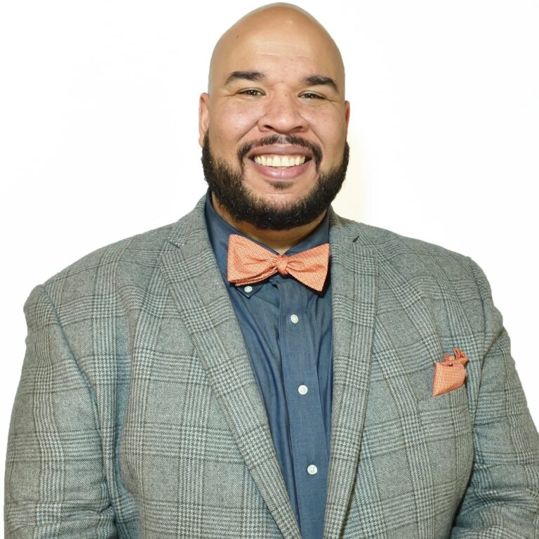 Sol Anderson headshot