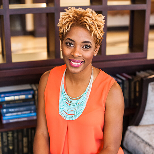 Farrah Harris headshot